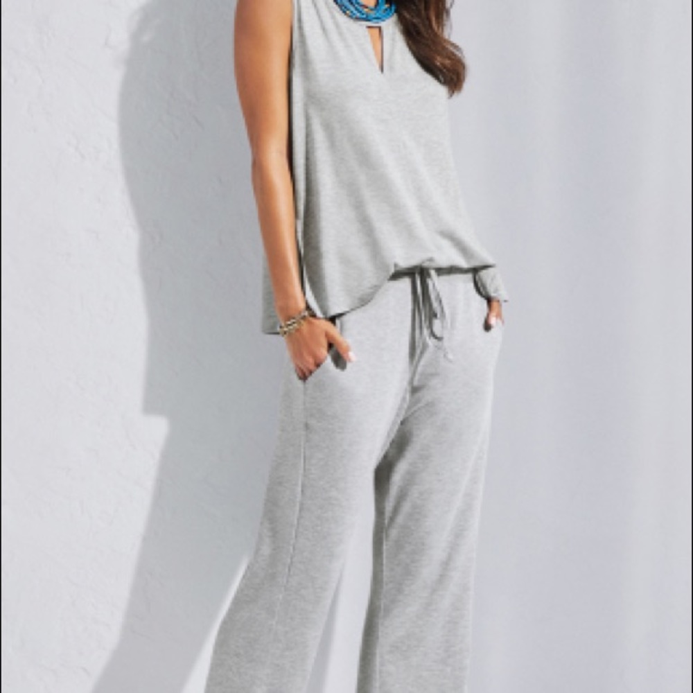 CAbi Light Gray Sleeveless Cropped Jumpsuit - Picture 3 of 3